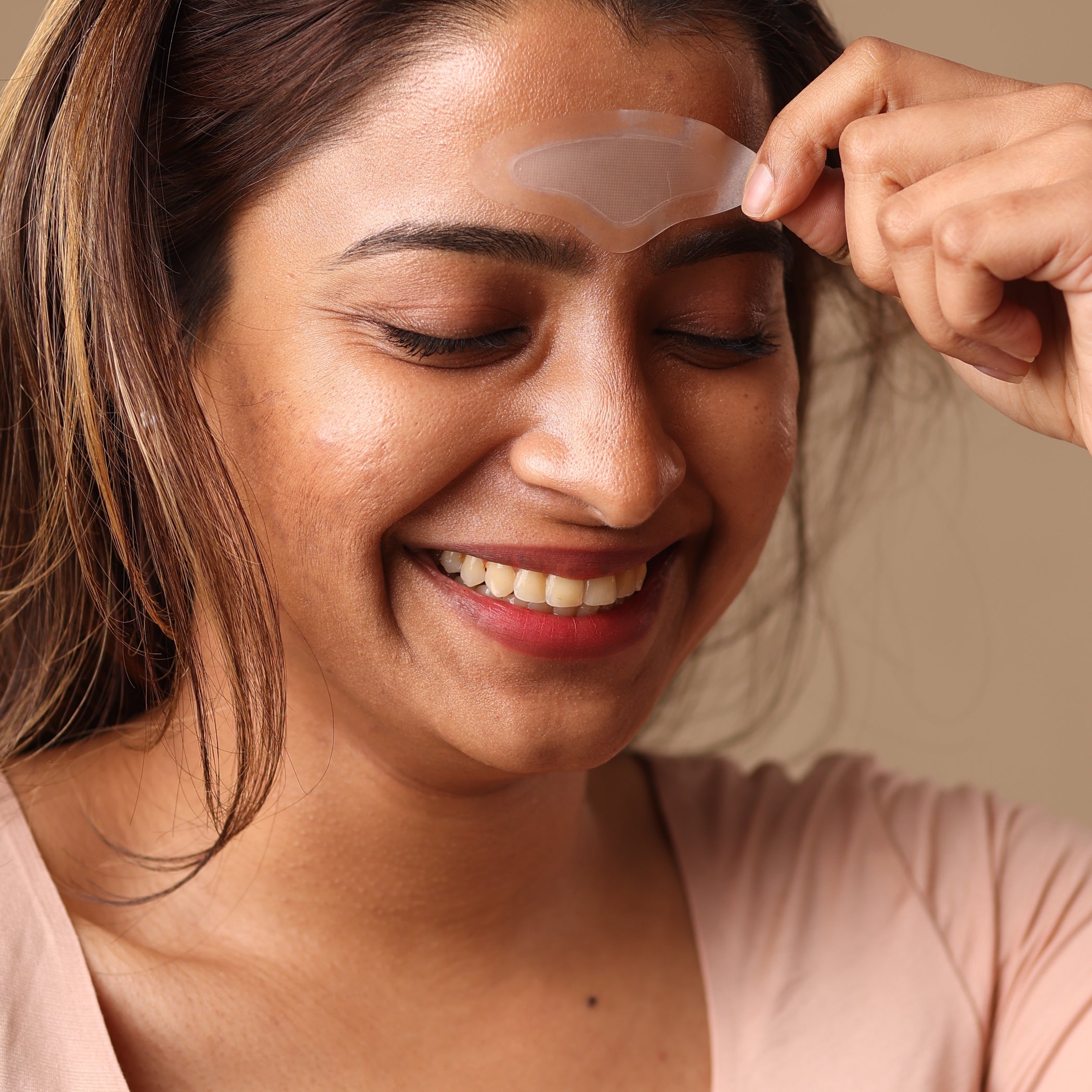 House Of Beauty India Anti-Aging Frown Patches Face Yoga gym Vibhuti Arora facegym Jade roller Guasha skingym Guasha Teacher Training Learn Yoga certified FaceTools Make up Anti ageing Frownie Patches