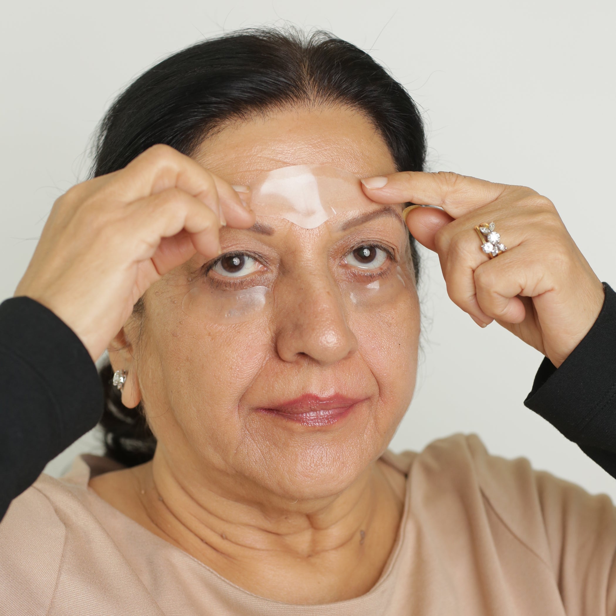 House Of Beauty India Anti-Aging Frown Patches Face Yoga gym Vibhuti Arora facegym Jade roller Guasha skingym Guasha Teacher Training Learn Yoga certified FaceTools Make up Anti ageing Frownie Patches