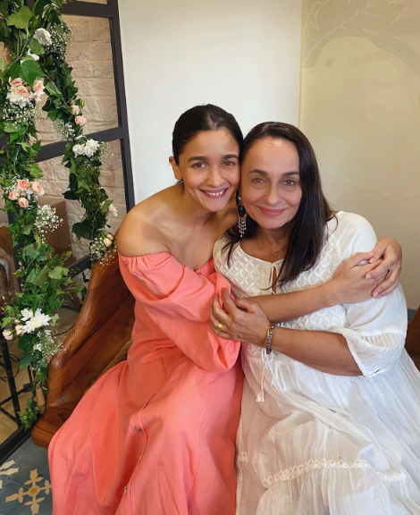 Gifting Ideas For A Glowing Mother's Day